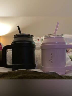 Insulated Mug with Straw - Pink & Black
50 ounce stainless steel